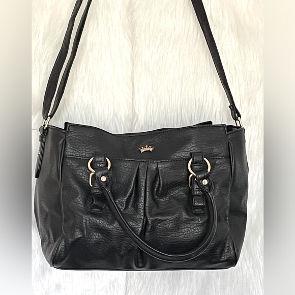 JUICY COUTURE Black adjustable Crossbody/shoulder Bag and bag charm NWOT - Picture 4 of 13